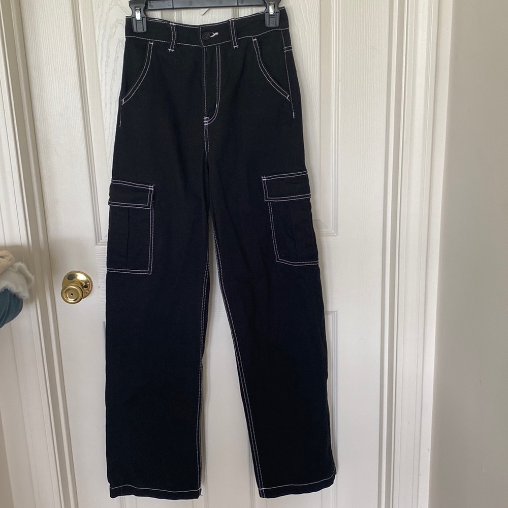 “H&M” black jeans w white threading; size 0; NWOT - Picture 1 of 5